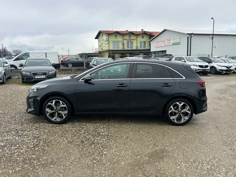 Kia Ceed 1.6crdi euro6, снимка 8 - Автомобили и джипове - 53311592