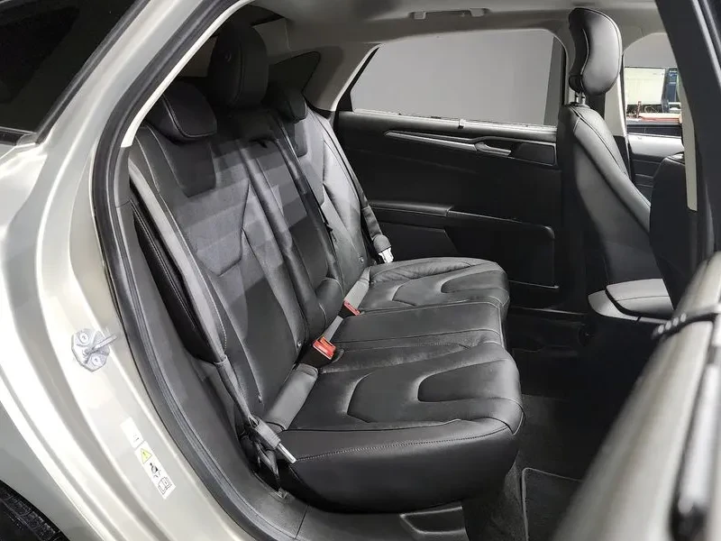 Ford Mondeo, снимка 12 - Автомобили и джипове - 52837655