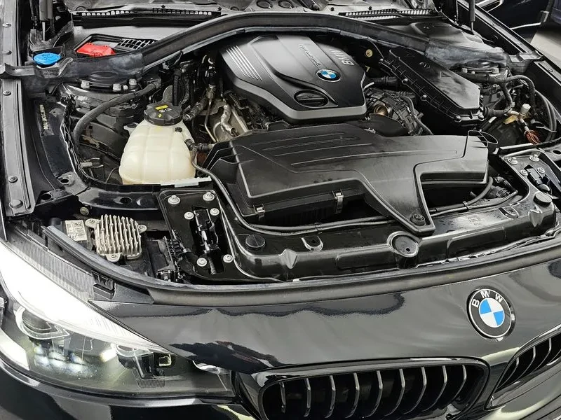 BMW 320 M Sports Premium, снимка 6 - Автомобили и джипове - 55141725