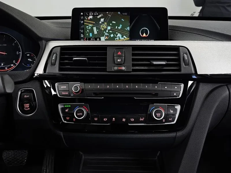 BMW 320 M Sports Premium, снимка 15 - Автомобили и джипове - 55141725