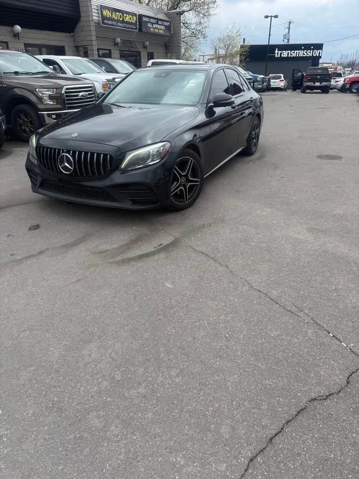 Mercedes-Benz C 300 * FULL DIGITAL * BURMESTER * ФИКСИРАНА ЦЕНА ДО БГ, снимка 2 - Автомобили и джипове - 55443388