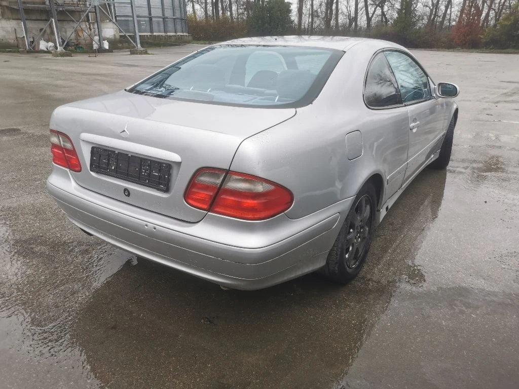 Mercedes-Benz CLK 2.0 KOMPRESOR 163к.с. - изображение 6