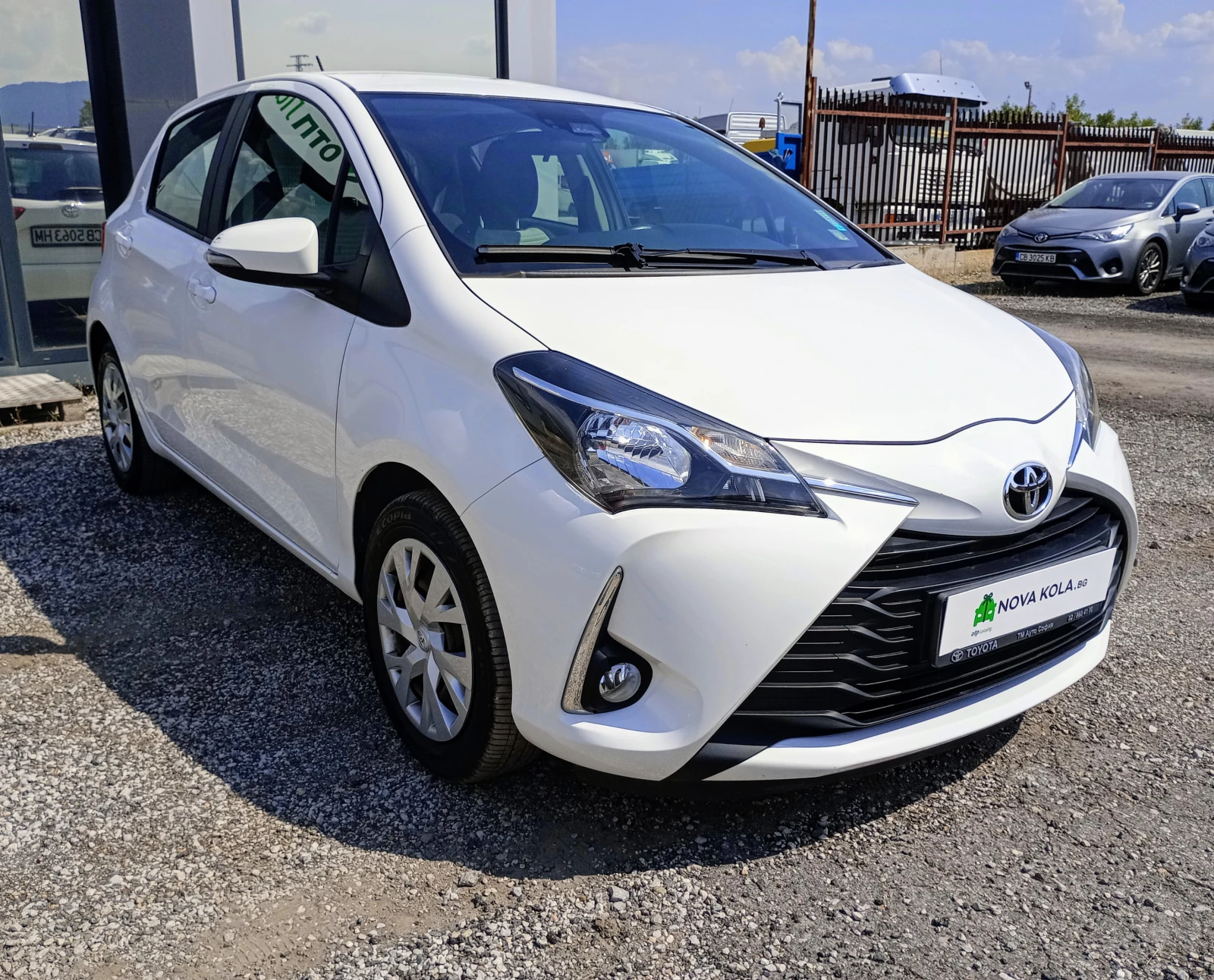 Toyota Yaris 1.5 Dual-VVT-iE - изображение 2