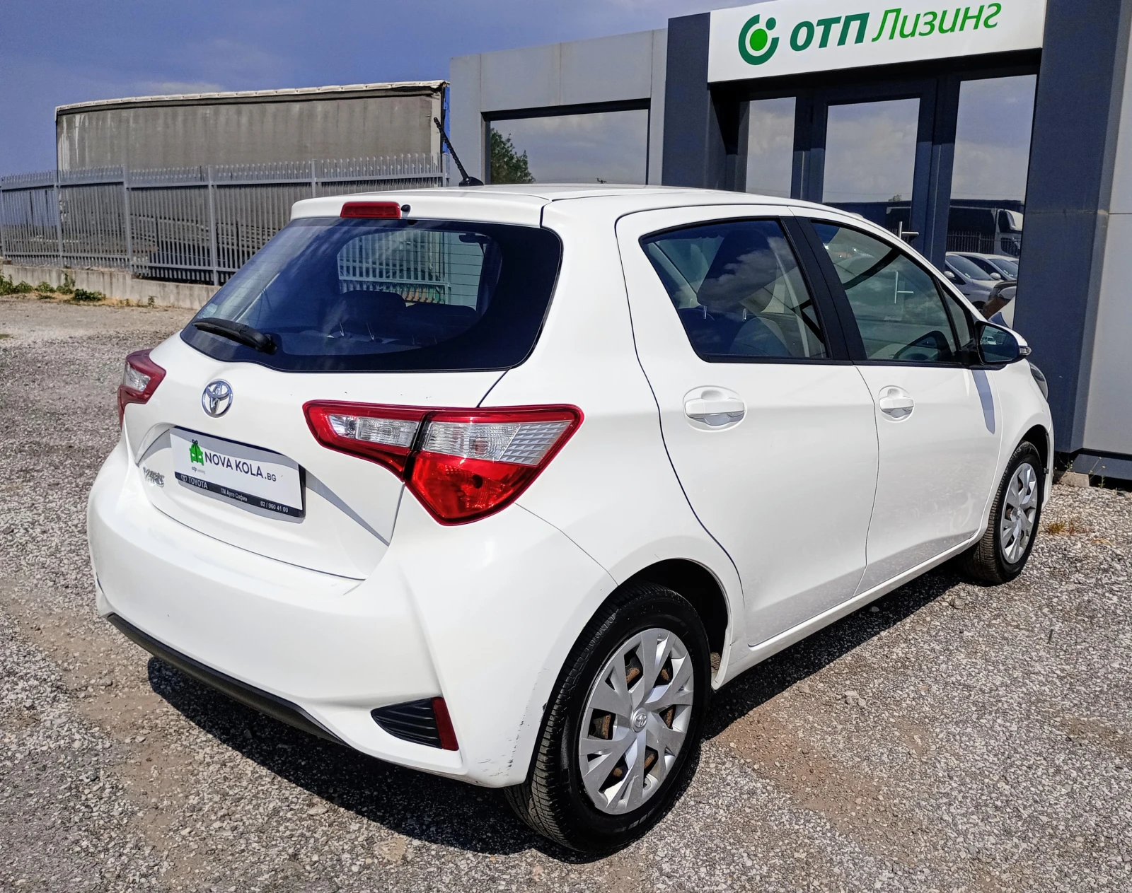 Toyota Yaris 1.5 Dual-VVT-iE - изображение 4