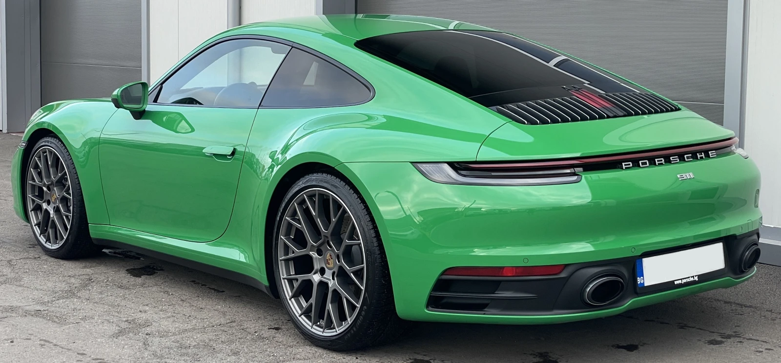 Porsche 911 Carrera 4 Гаранционен автомобил - изображение 3