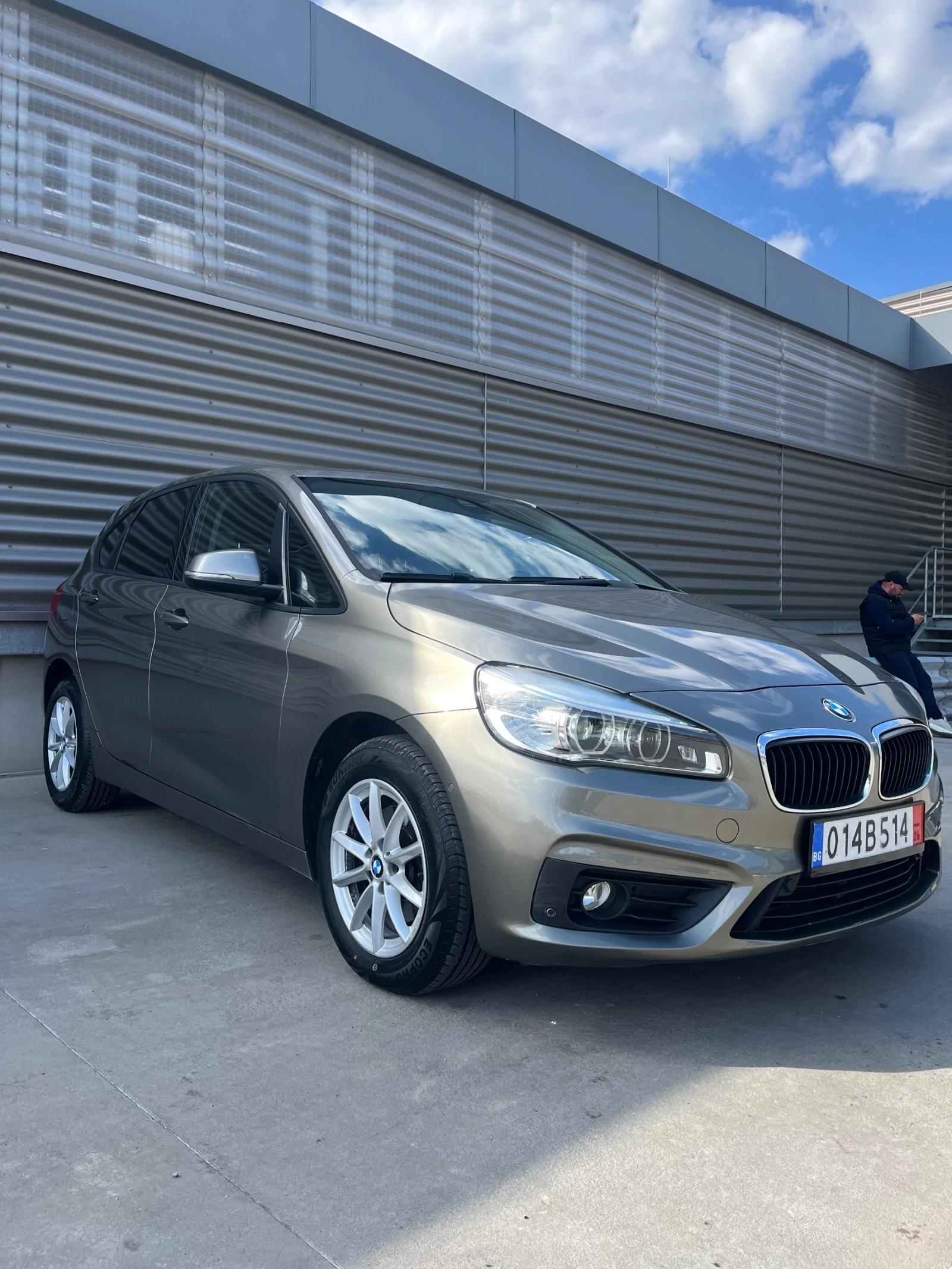 BMW 218  - изображение 5