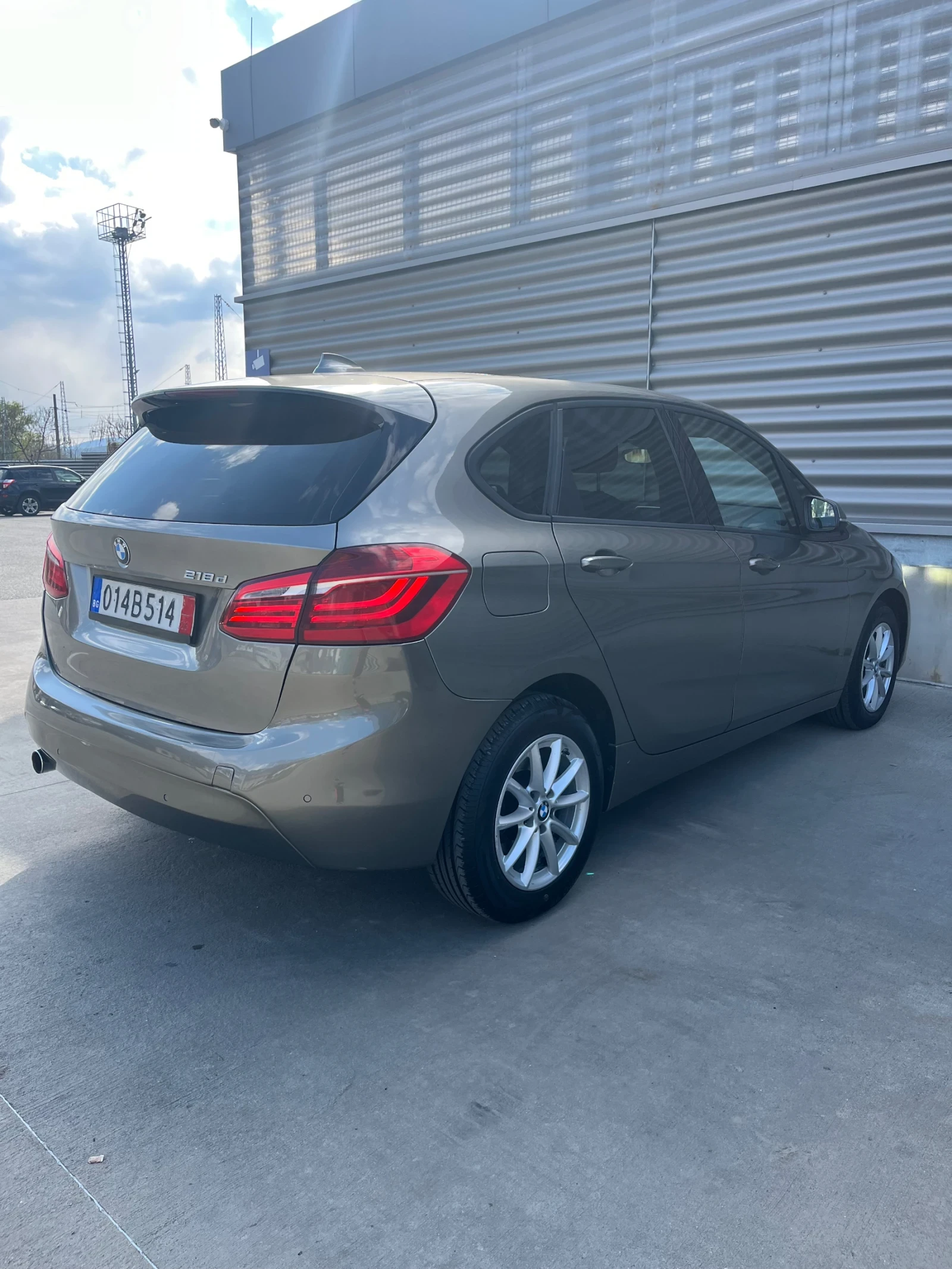 BMW 218  - изображение 10