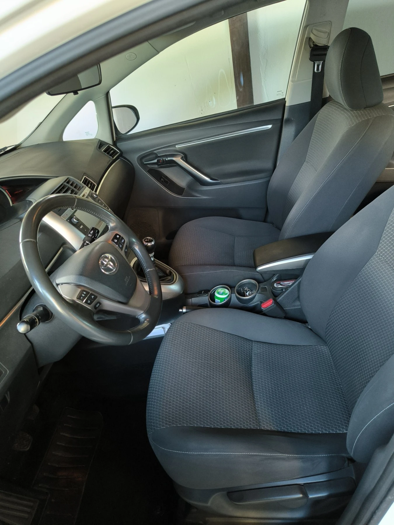 Toyota Verso 7 места Камера Нави - изображение 7
