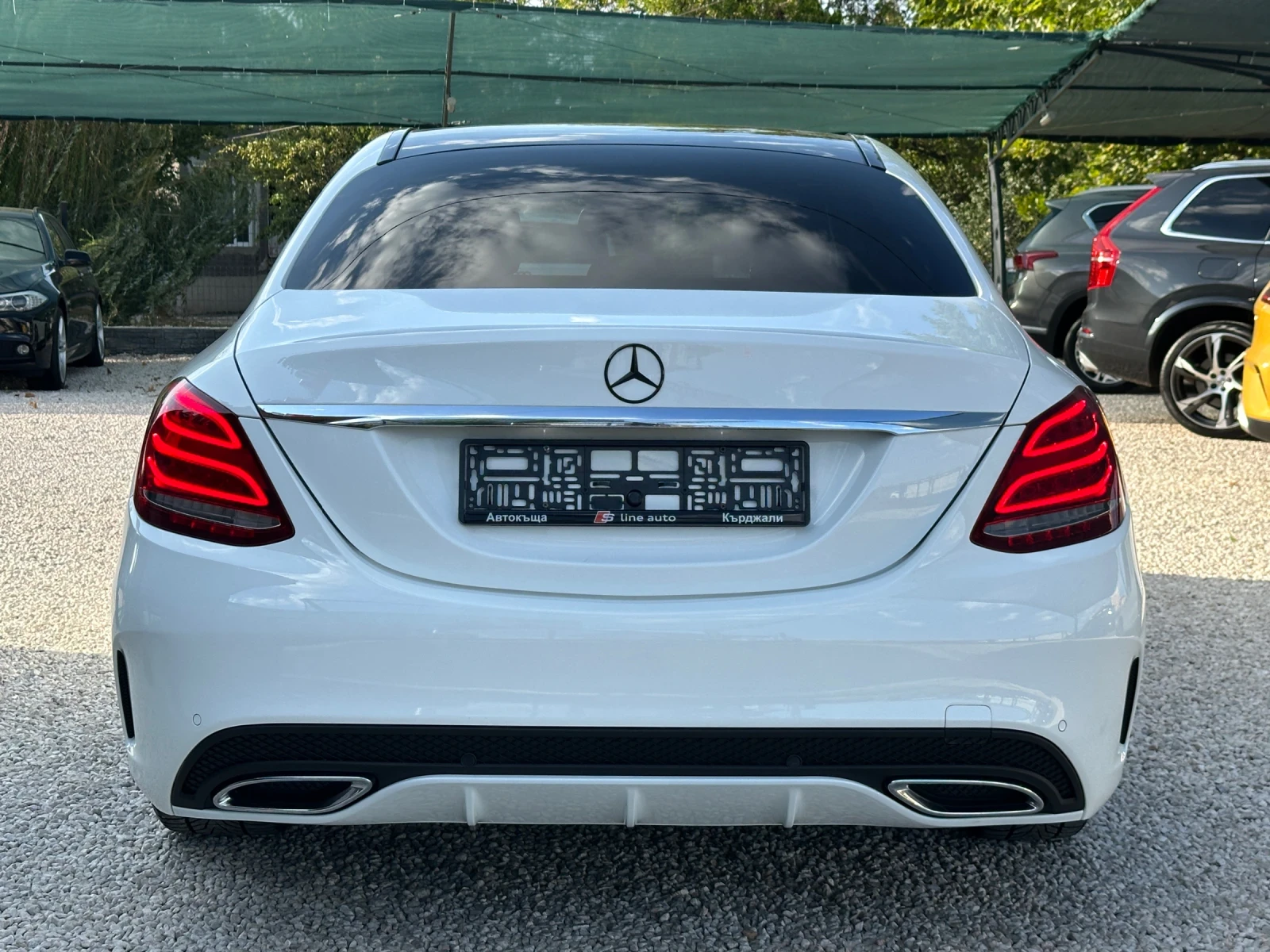 Mercedes-Benz C 250 AMG Line* Панорама* LED*  - изображение 6