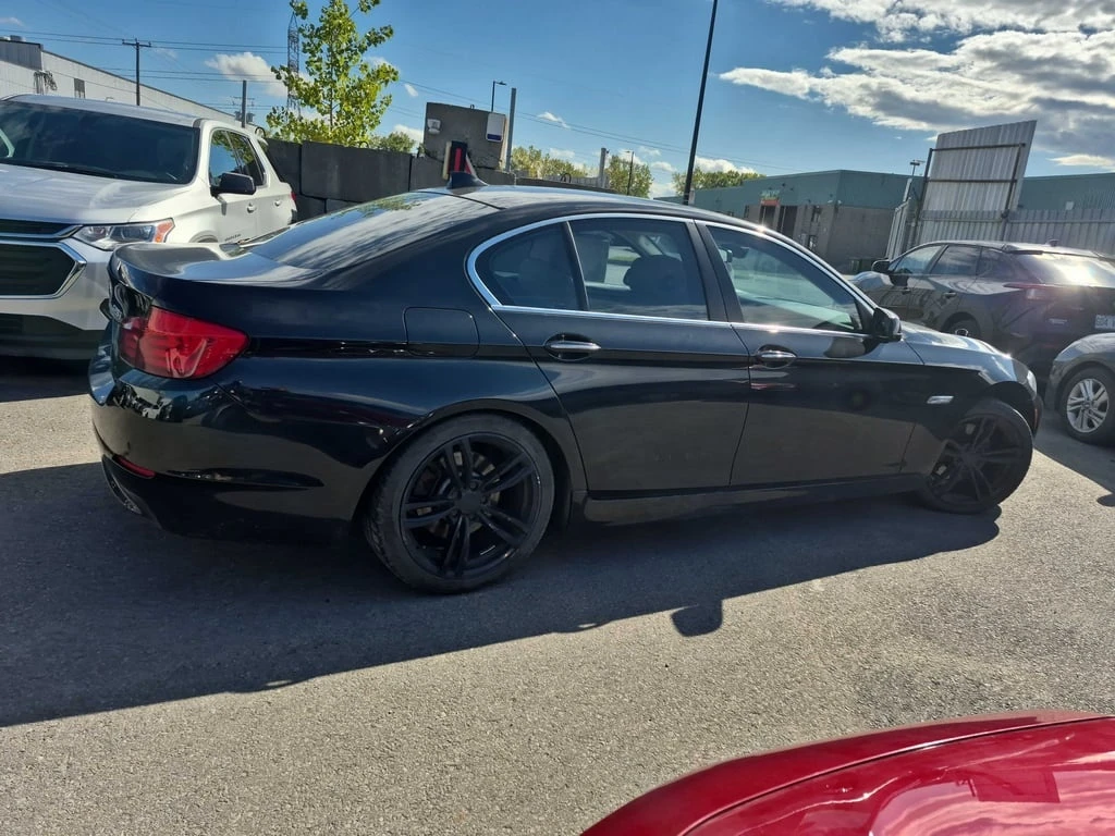 BMW 528 * 528i xDrive * CARFAX * БЕЗ ПЪРВОНАЧАЛНА ВНОСКА - изображение 3