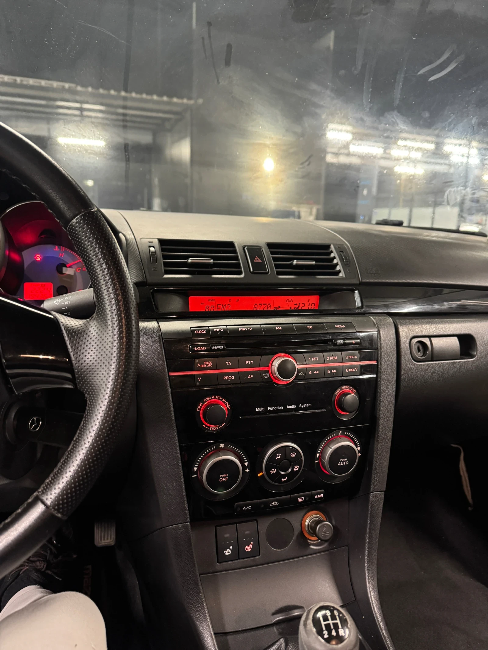 Mazda 3 | Mobile.bg   11