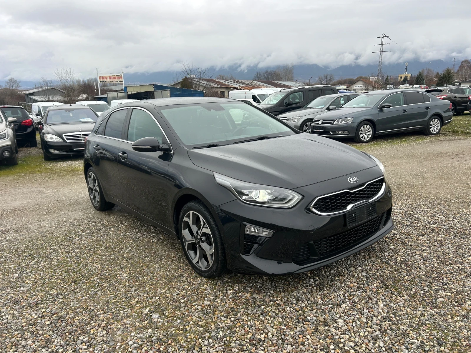 Kia Ceed 1.6crdi euro6 - изображение 3