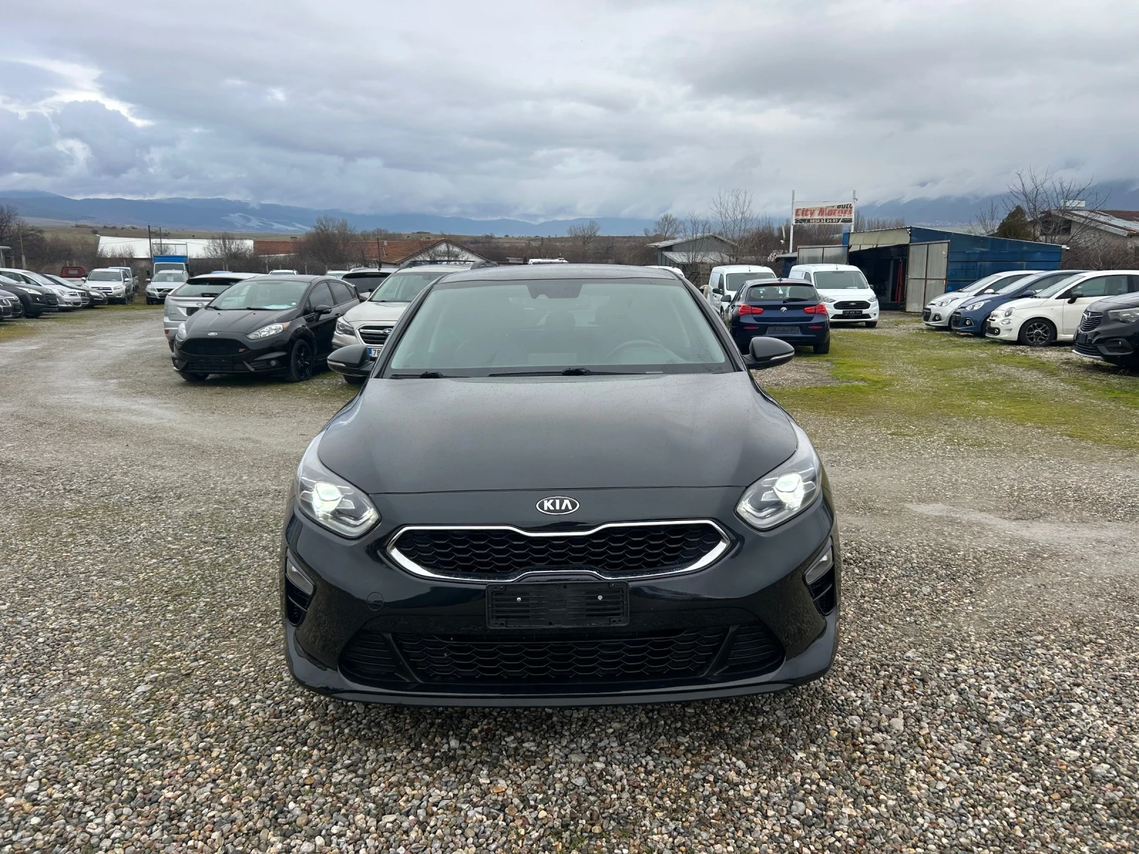 Kia Ceed 1.6crdi euro6 - изображение 2