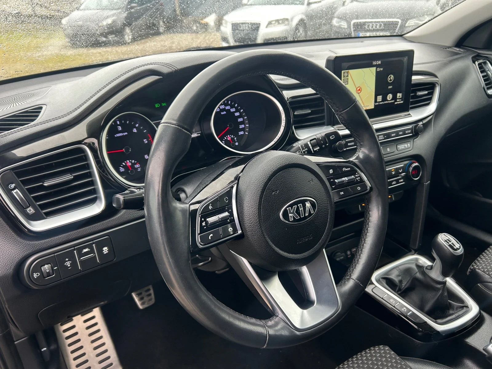Kia Ceed 1.6crdi euro6 - изображение 9