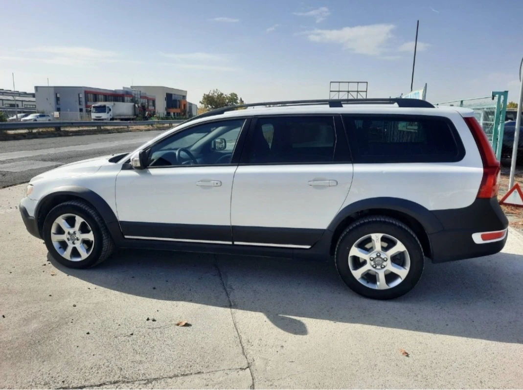 Volvo Xc70 2.4 D5 Италия  - изображение 5