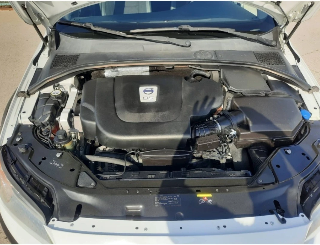 Volvo Xc70 2.4 D5 Италия  - изображение 9