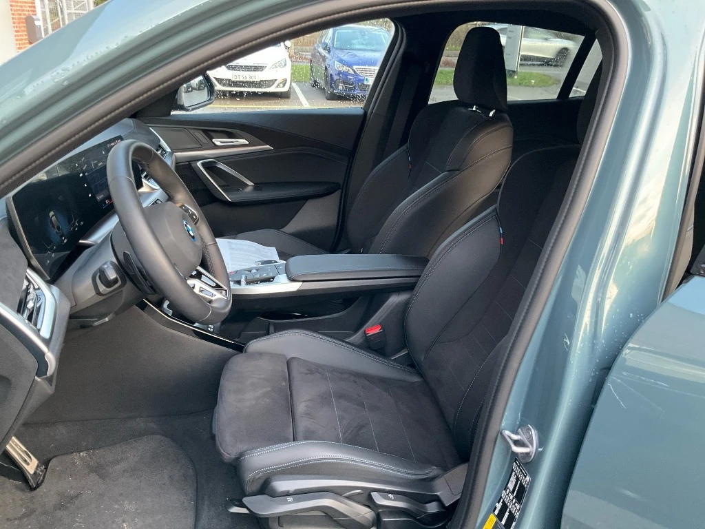 BMW iX2 xDrive30 | Mobile.bg � ����������� 7