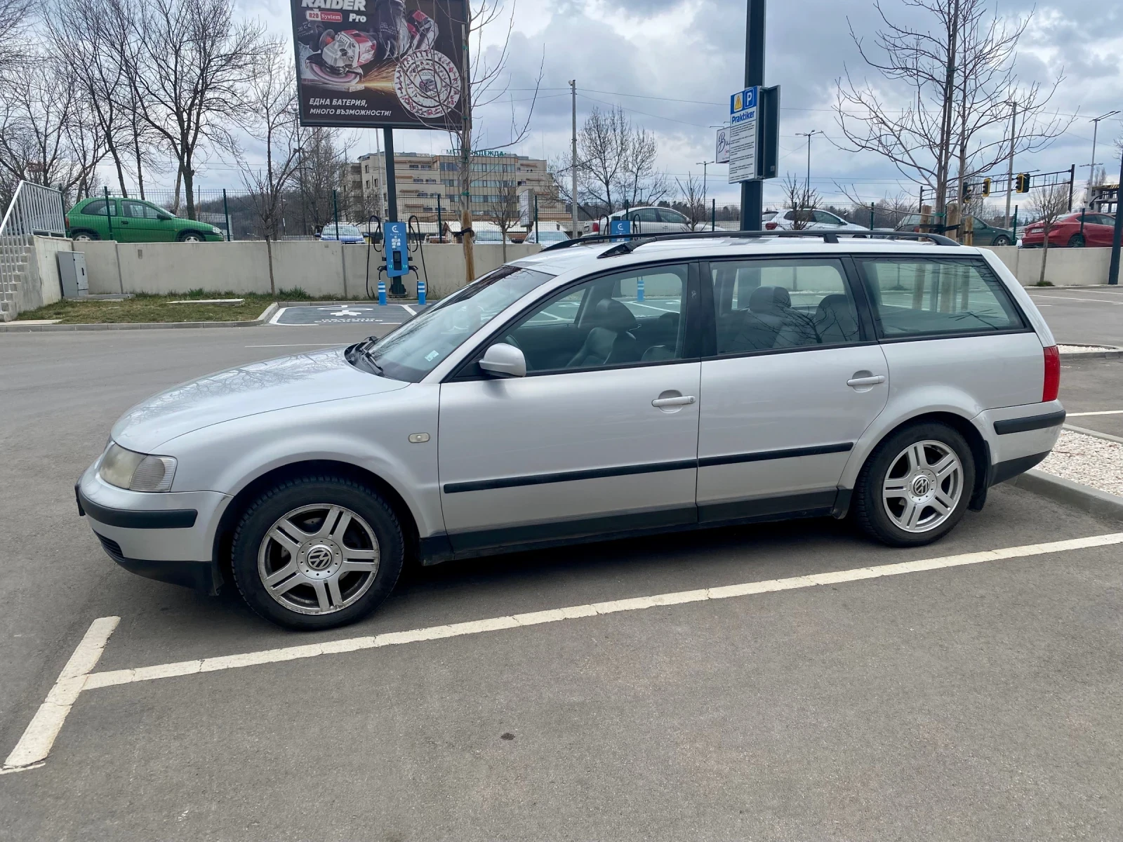VW Passat 1.9tdi 4motion, снимка 3 - Автомобили и джипове - 54069515