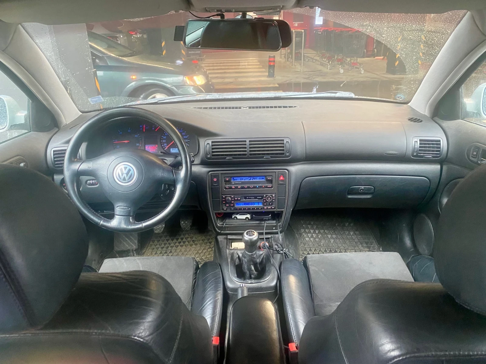 VW Passat 1.9tdi 4motion, снимка 14 - Автомобили и джипове - 54069515