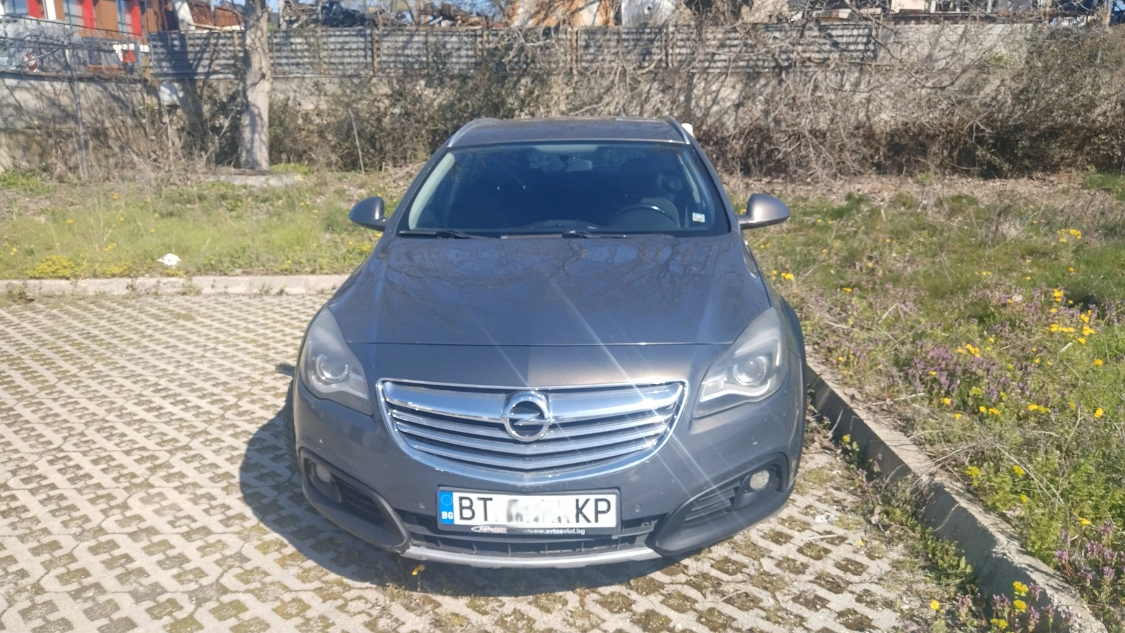 Opel Insignia Sport Tourer SW, снимка 9 - Автомобили и джипове - 54108638