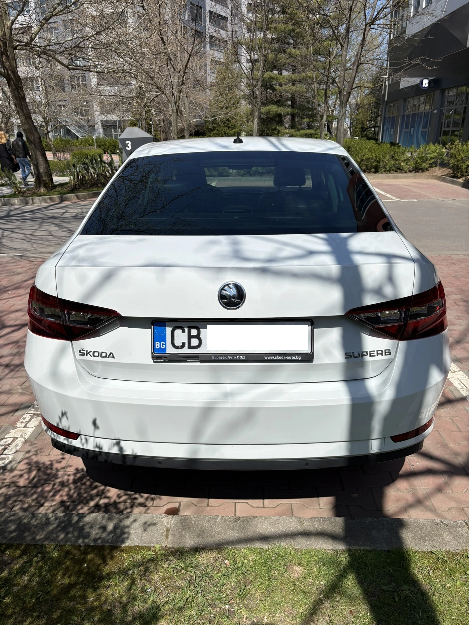 Skoda Superb, снимка 5 - Автомобили и джипове - 54206911