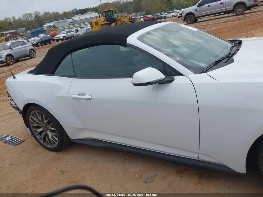 Ford Mustang 2.3l Ecoboost Premium* КРАЙНА ЦЕНА ДО БГ* , снимка 13 - Автомобили и джипове - 54389568
