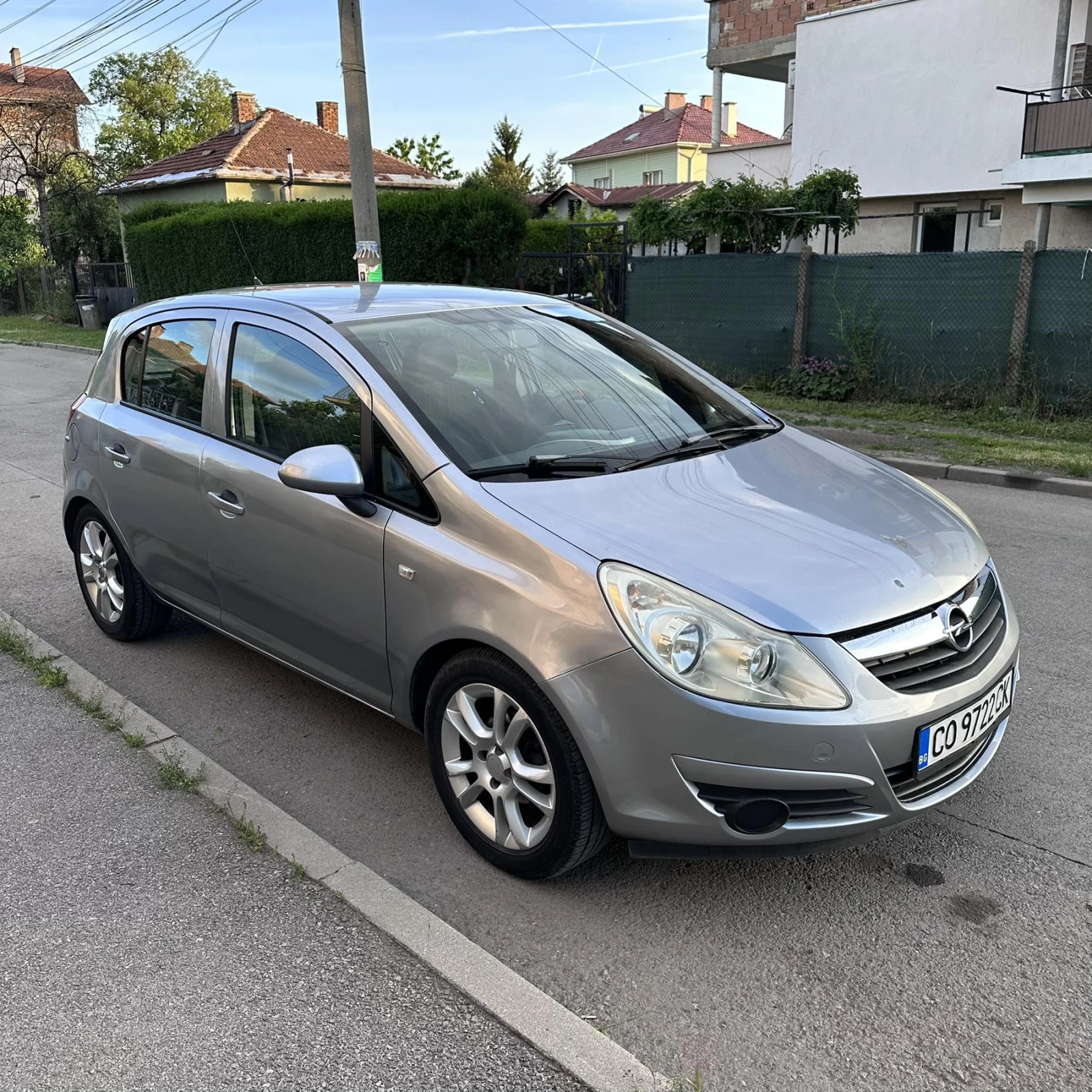 Opel Corsa 1.2 80 к.с. бензин-газ