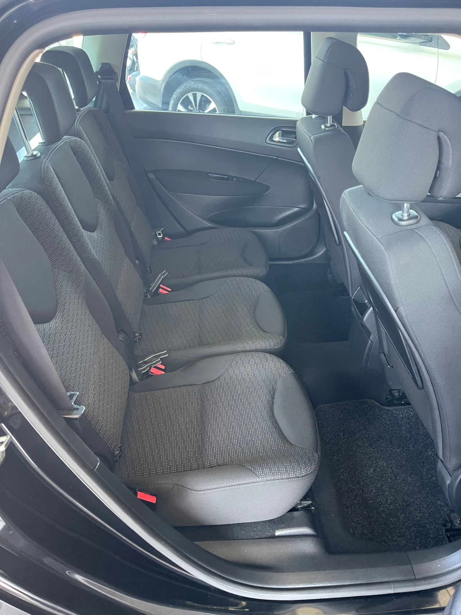 Peugeot 308 SW - 102000 km !!!, снимка 11 - Автомобили и джипове - 54742621