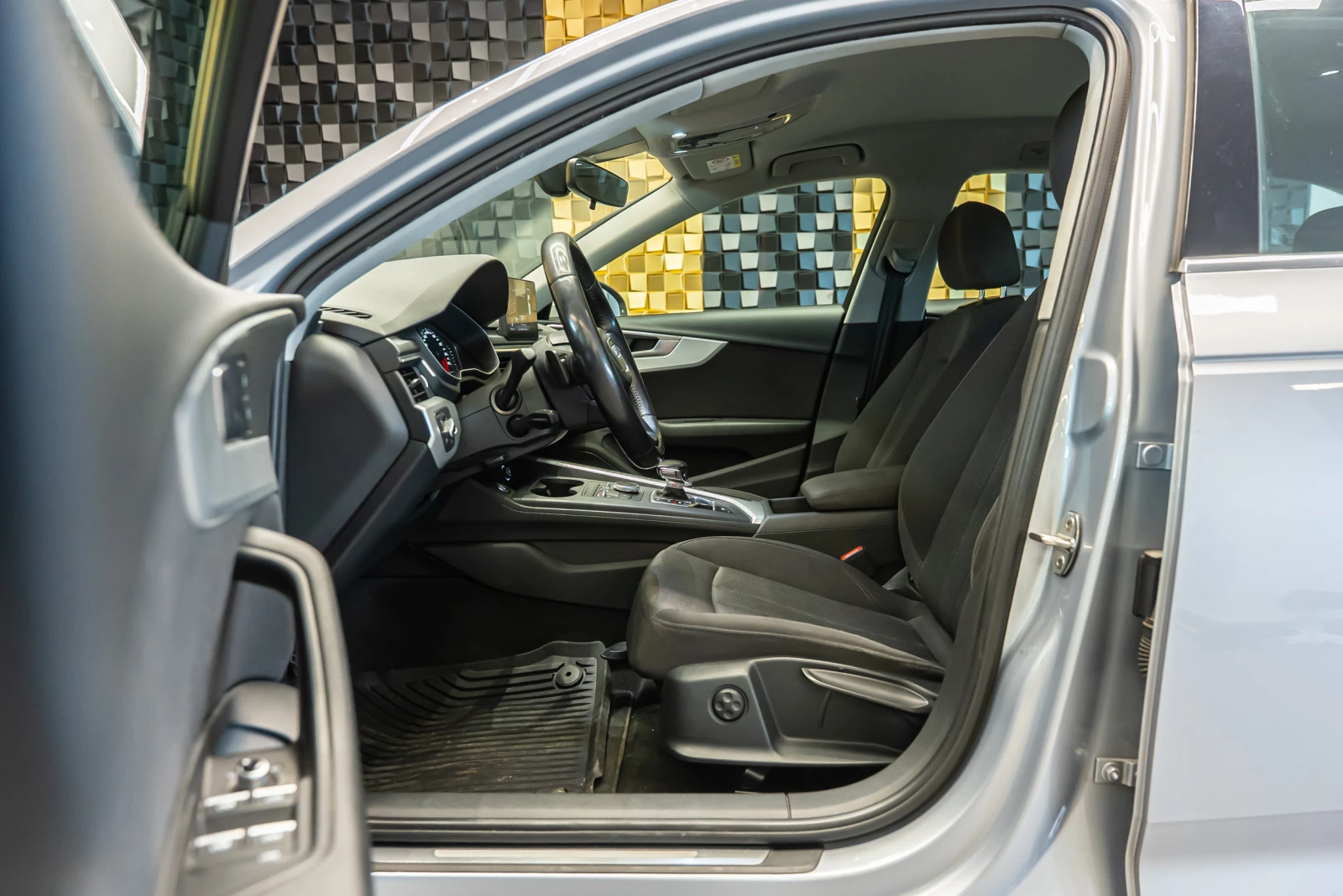 Audi A4 Avant 2.0 TDI | Mobile.bg � ����������� 10