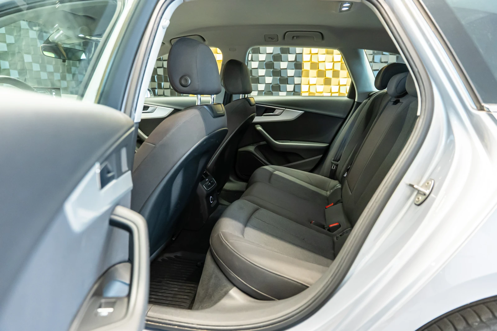 Audi A4 Avant 2.0 TDI | Mobile.bg � ����������� 16
