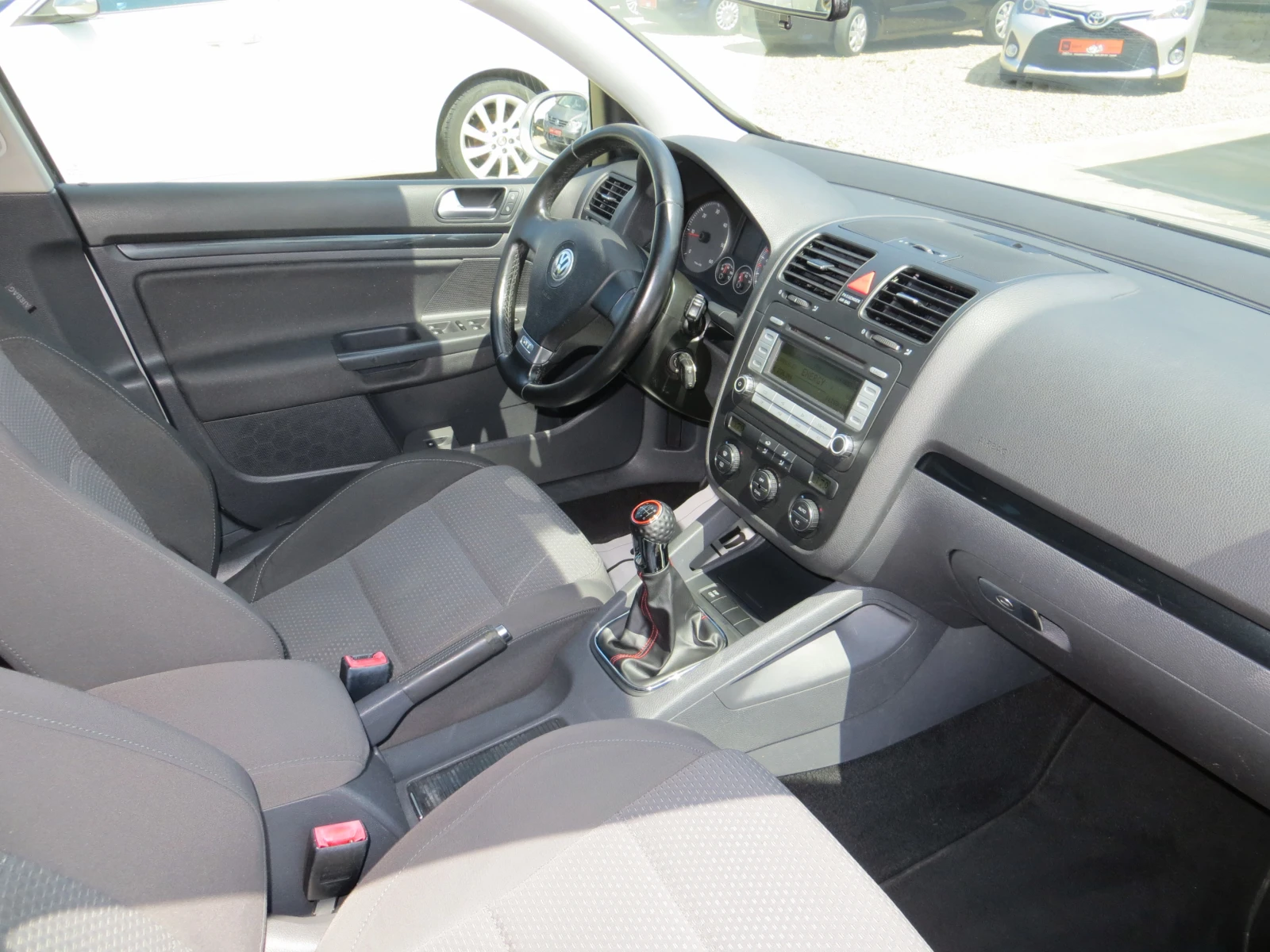 VW Golf 2.0TDI-GT-BMM-8 КЛАПАНА, снимка 16 - Автомобили и джипове - 55060711