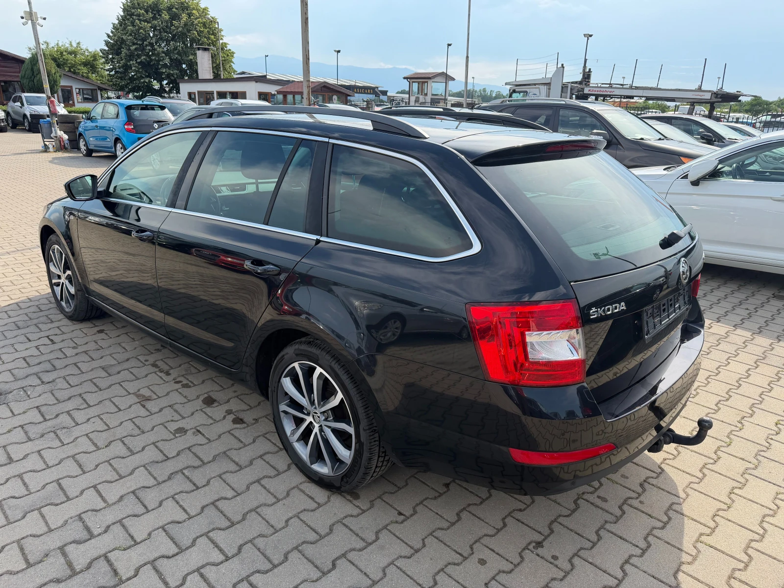 Skoda Octavia 1.6TDI NAVI EURO 6, снимка 8 - Автомобили и джипове - 55116188