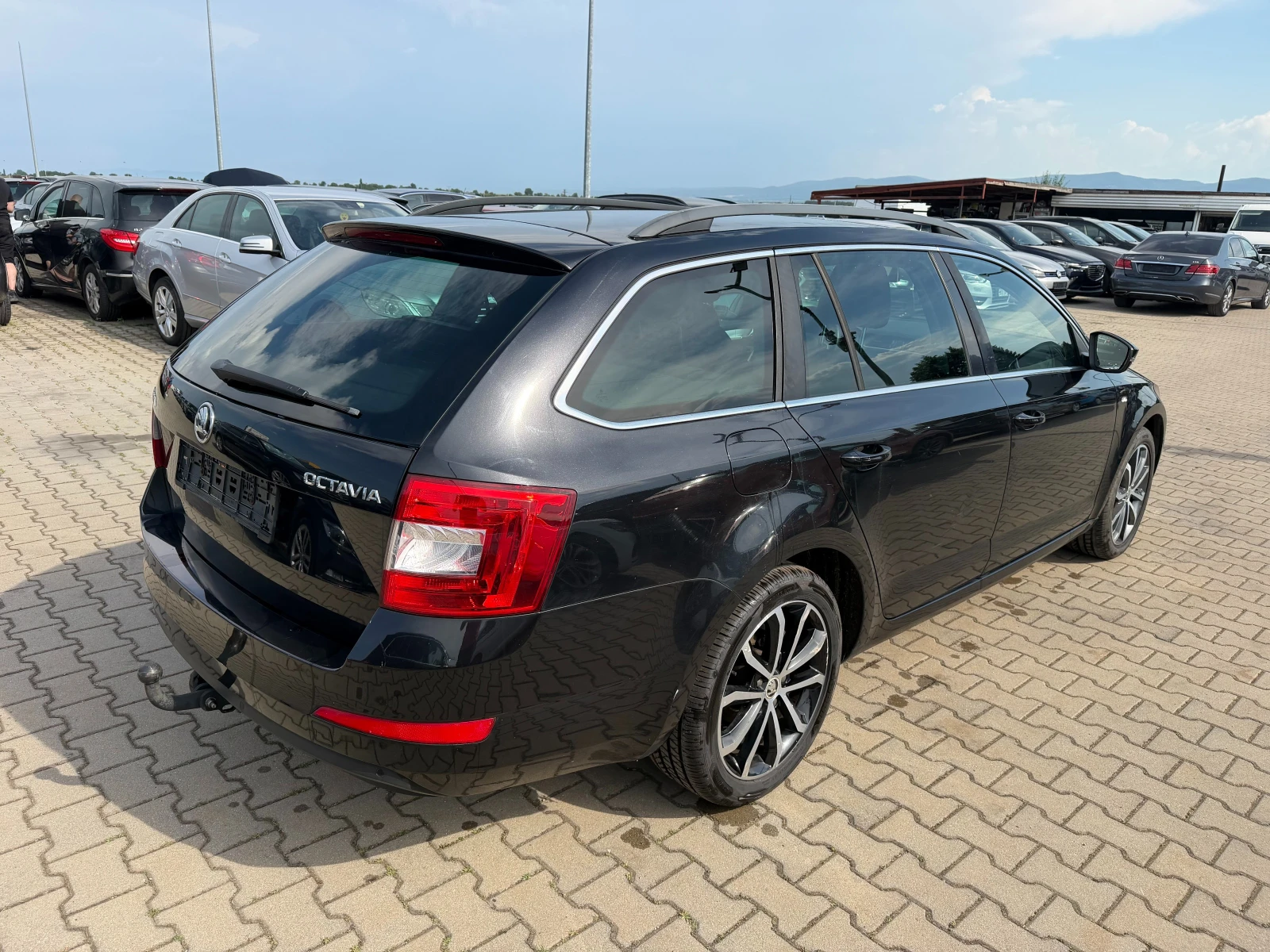 Skoda Octavia 1.6TDI NAVI EURO 6, снимка 6 - Автомобили и джипове - 55116188