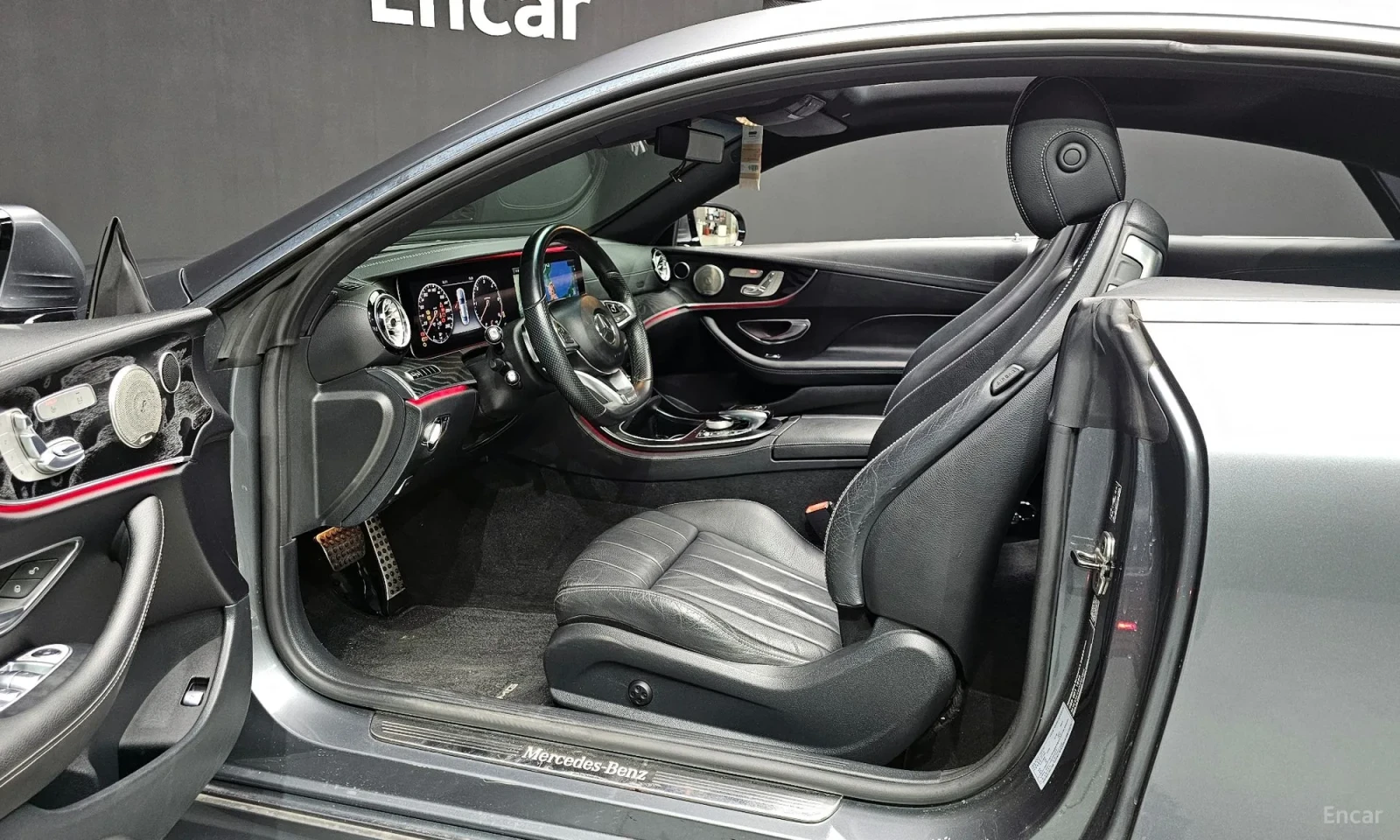 Mercedes-Benz E 220, снимка 10 - Автомобили и джипове - 55263877