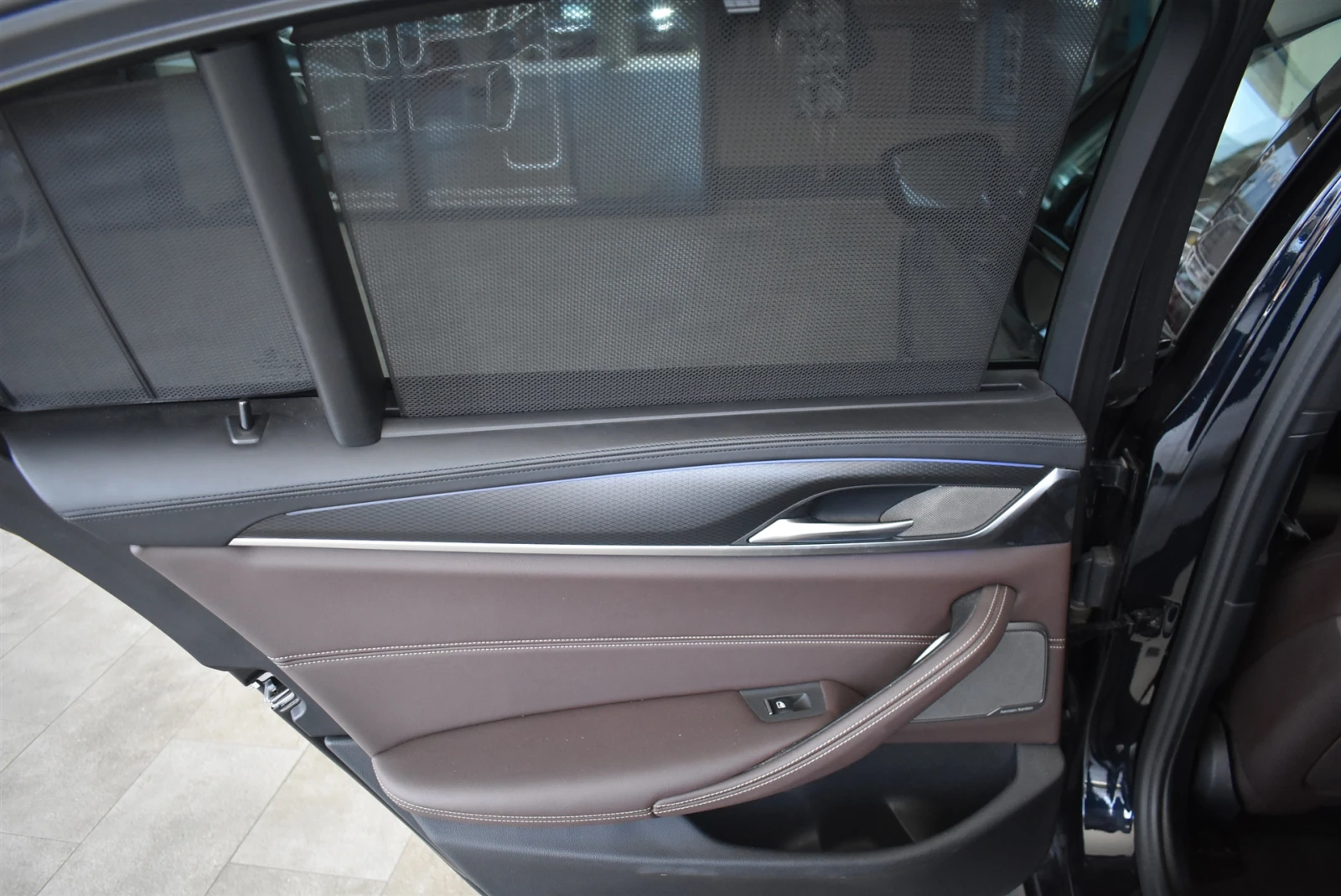 BMW 540 xDrive Sedan, снимка 9 - Автомобили и джипове - 55651221