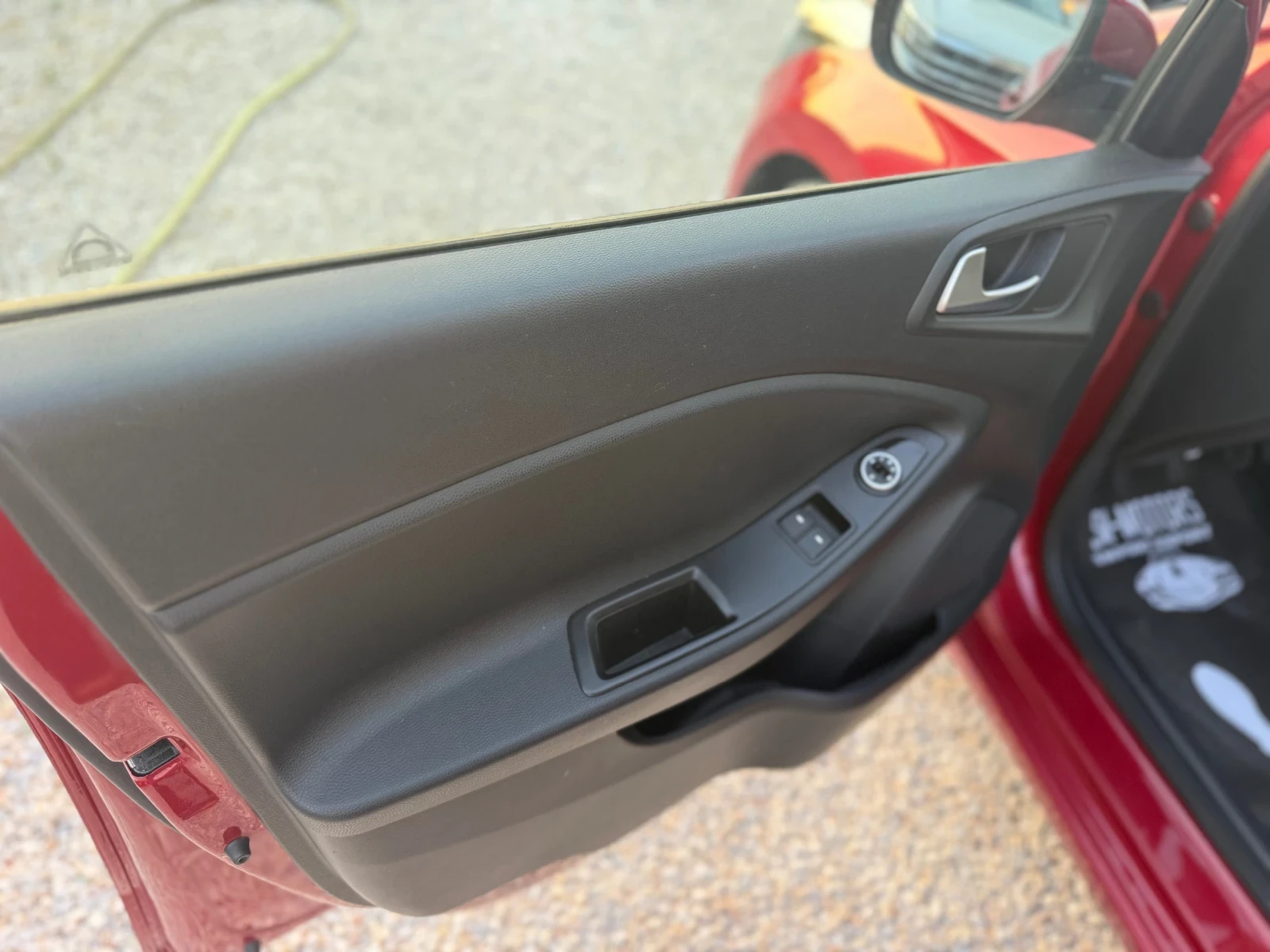 Hyundai I20 ЕВРО6/УНИКАТ, снимка 11 - Автомобили и джипове - 55729987