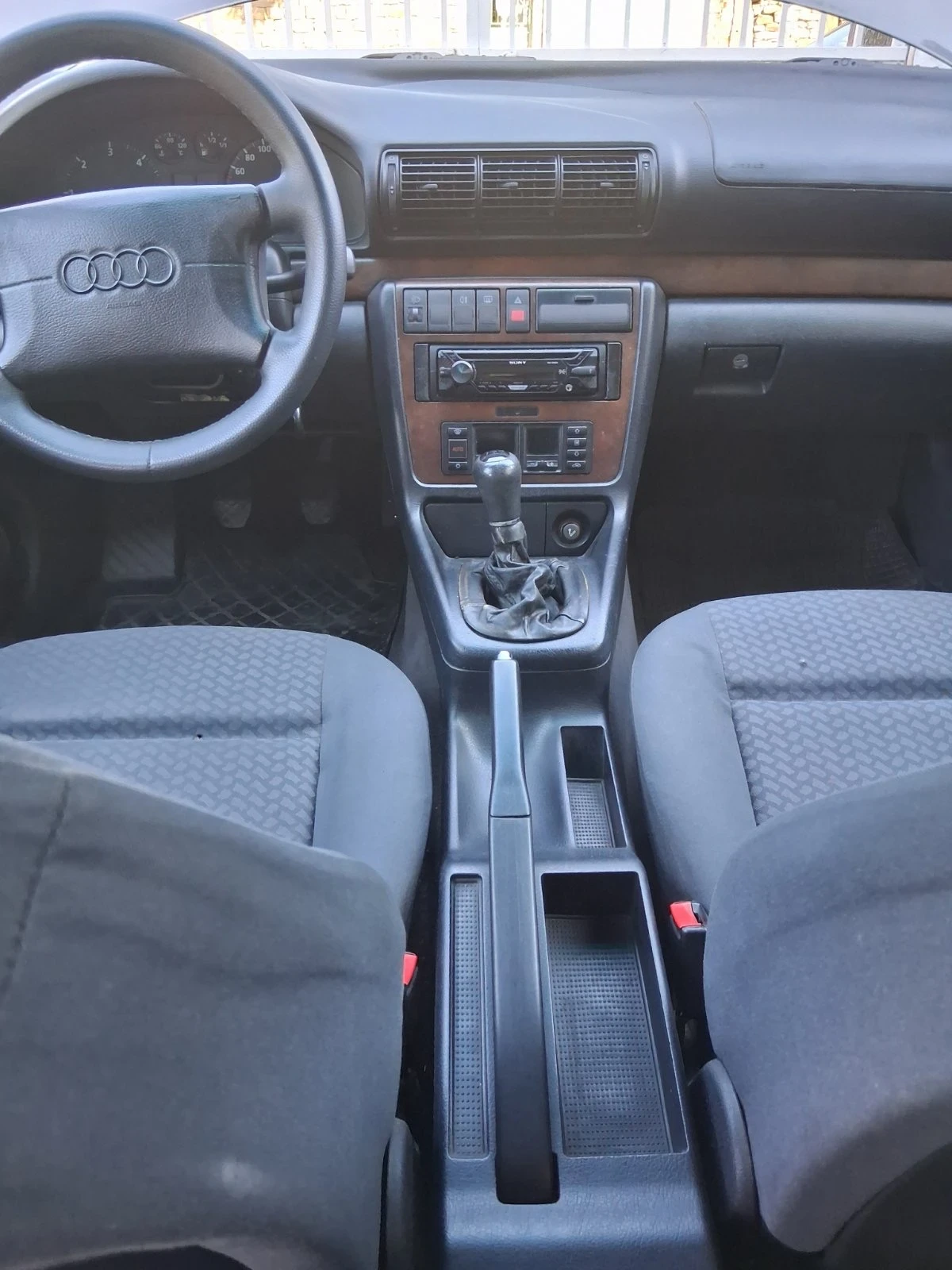 Audi A4 1.9 TDI 90PS КЛИМАТРОНИК , снимка 5 - Автомобили и джипове - 55883325
