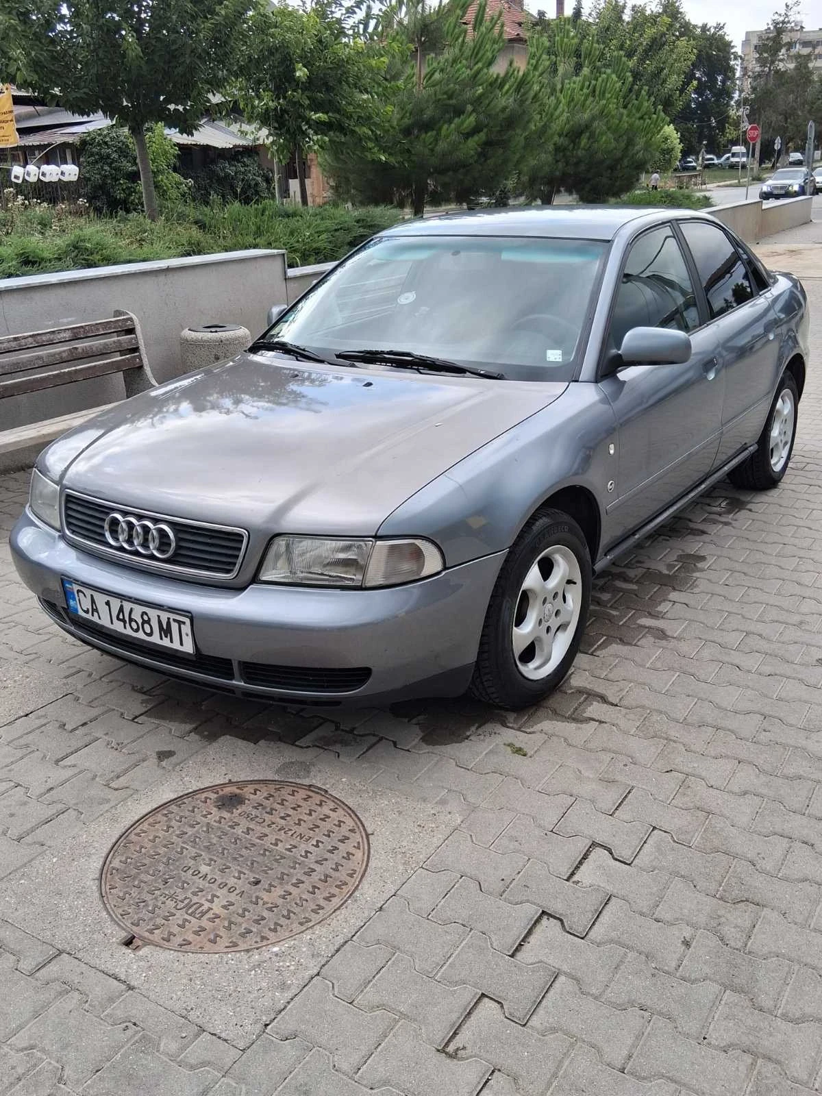 Audi A4 1.9 TDI 90PS КЛИМАТРОНИК , снимка 2 - Автомобили и джипове - 55883325