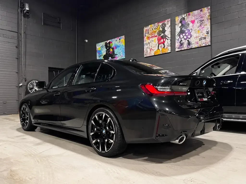 BMW 330 i xDrive M Sport | HUD | Harman/Kardon | 360 , снимка 3 - Автомобили и джипове - 56075118