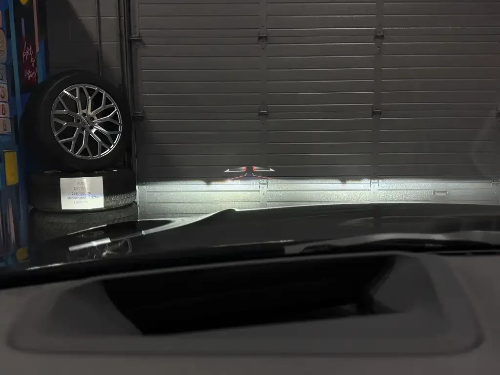 BMW 330 i xDrive M Sport | HUD | Harman/Kardon | 360 , снимка 17 - Автомобили и джипове - 56075118