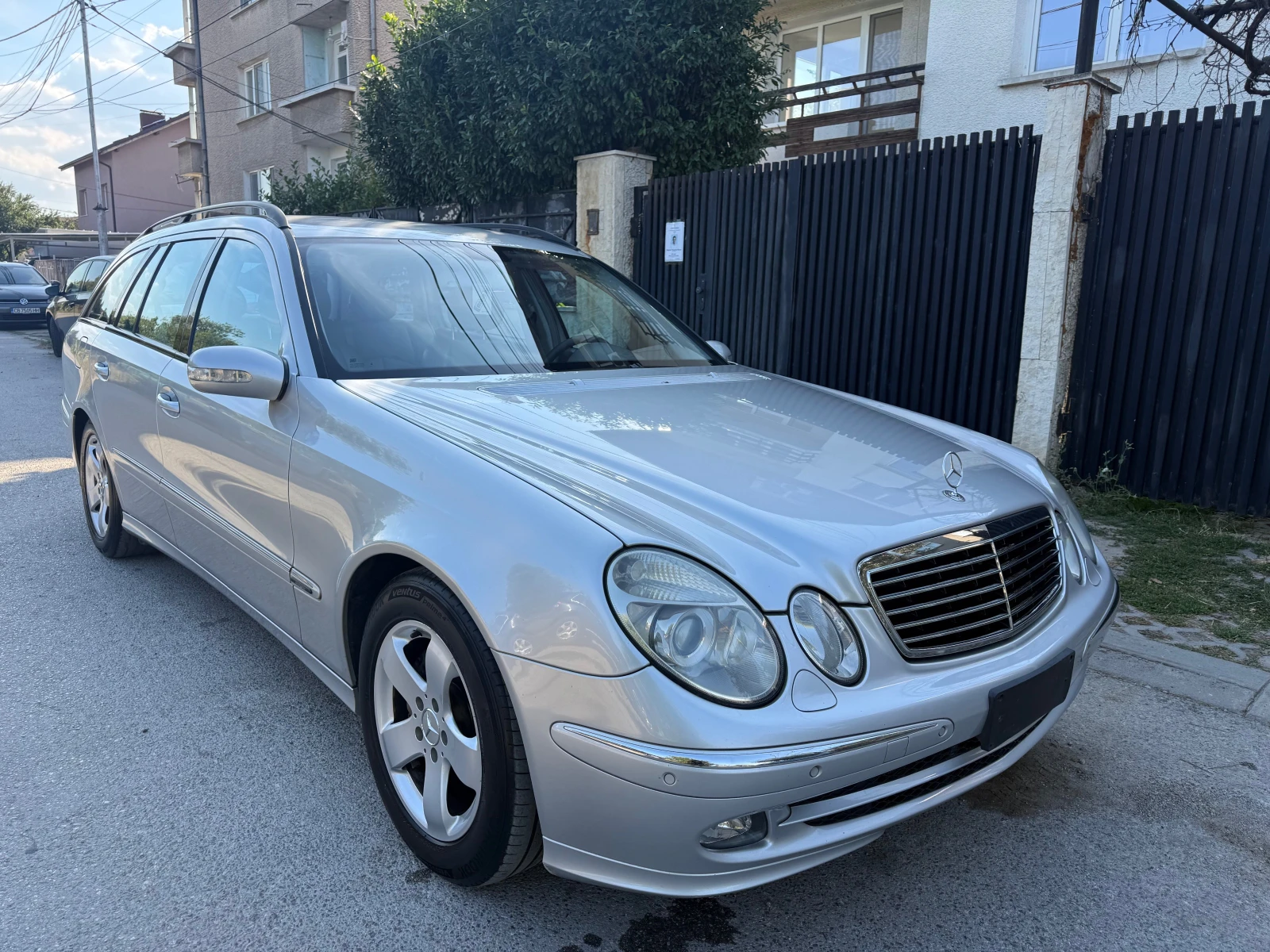 Mercedes-Benz E 280 3.2cdi редови Avangarde, снимка 3 - Автомобили и джипове - 56136523