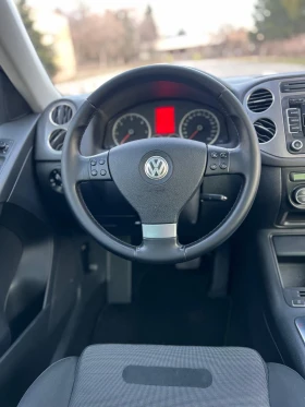 VW Tiguan 4x4/ПАНОРАМА/DSG/ПОДГРЕВ, снимка 12