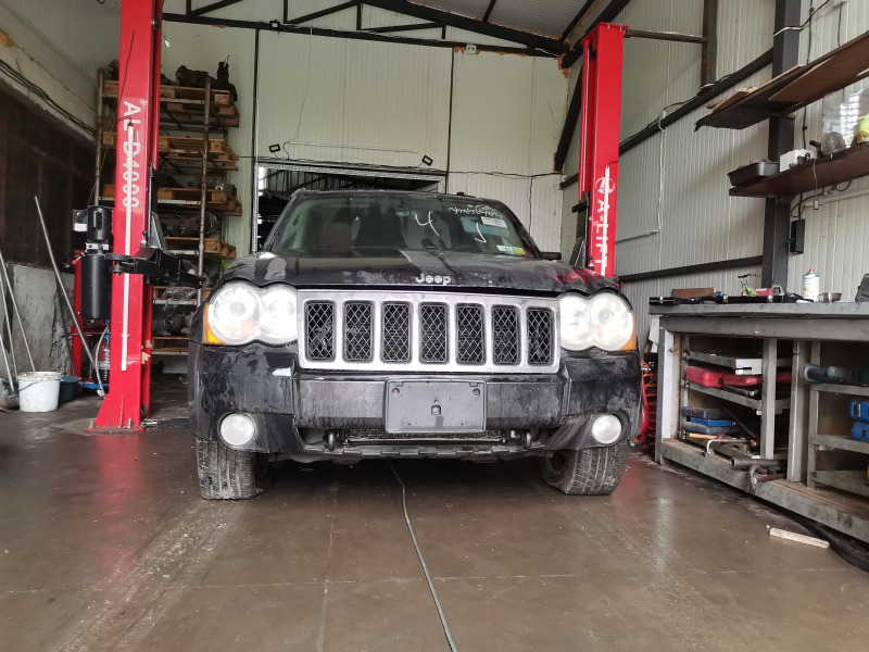 Jeep Grand cherokee, снимка 1 - Автомобили и джипове - 46245541