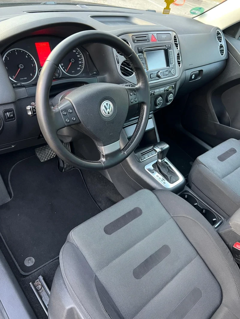 VW Tiguan 4x4/ПАНОРАМА/DSG/ПОДГРЕВ, снимка 9 - Автомобили и джипове - 48839032