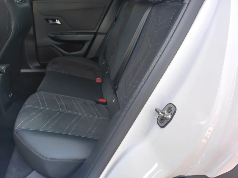 Opel Mokka -e Ultimate (136hp) , снимка 12 - Автомобили и джипове - 48859686