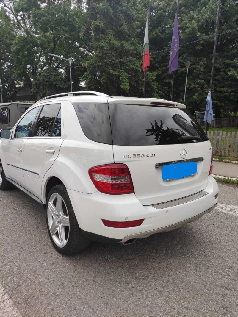 Mercedes-Benz ML 350 4 Matic 7G-TR, снимка 2 - Автомобили и джипове - 52473096