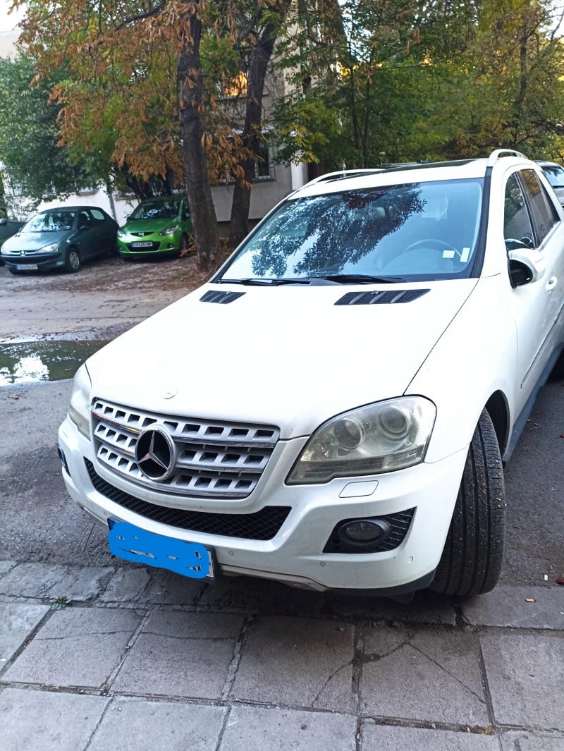 Mercedes-Benz ML 350 4 Matic 7G-TR, снимка 3 - Автомобили и джипове - 52473096