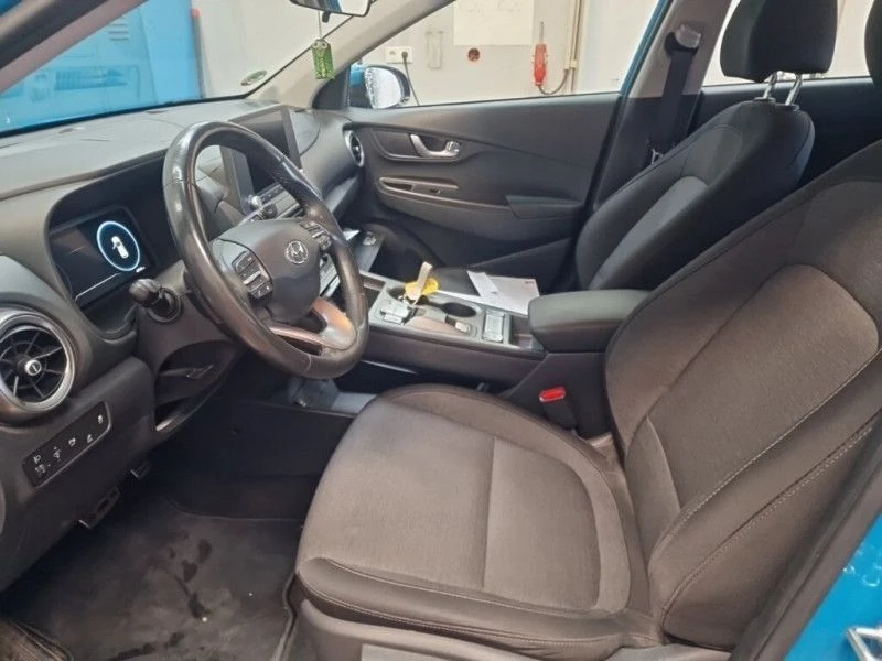Hyundai Kona 100 kW Select 2WD, снимка 6 - Автомобили и джипове - 56358458