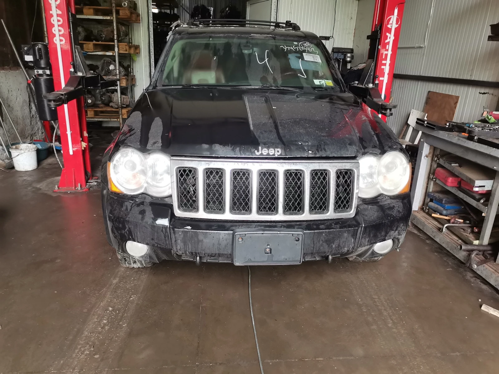 Jeep Grand cherokee  - изображение 2