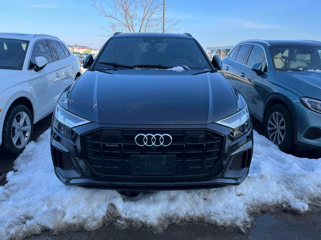 Audi Q8 2019 QUATTRO * ДИСТРОНИК * ОБДУХВАНЕ * 360 *  - изображение 2